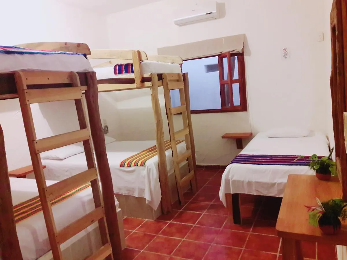 Hostel La Isla Holbox 0*,